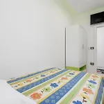 Holiday home Stunning In