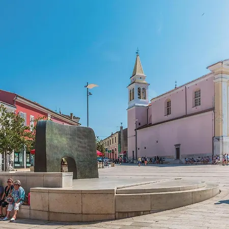 Pet Friendly In Feriehus Poreč