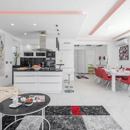 Holiday home Stunning In *